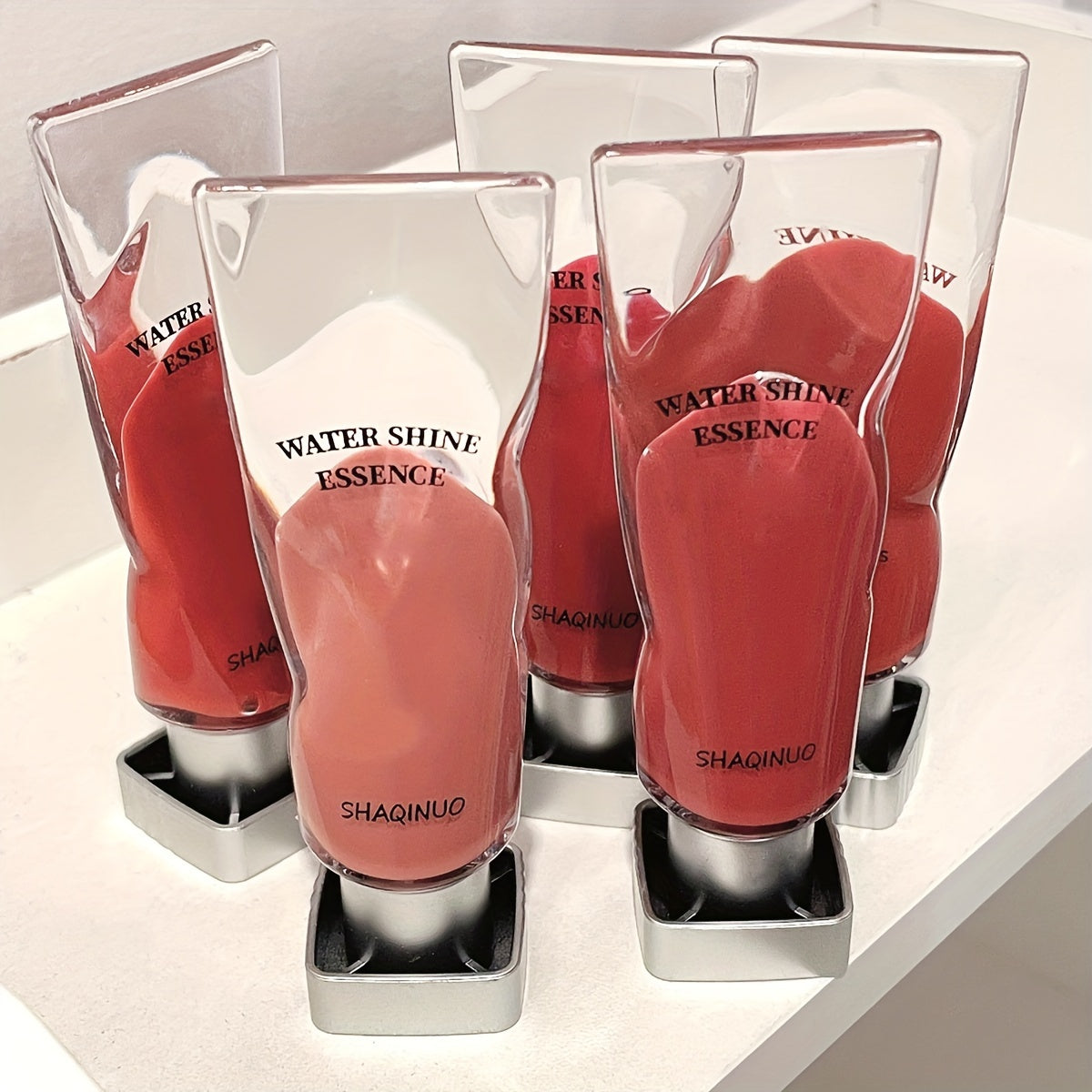 Shimmering Glass Dewy Finish Lip Gloss - Long-lasting moisturizing and nourishing lip gloss, natural makeup look