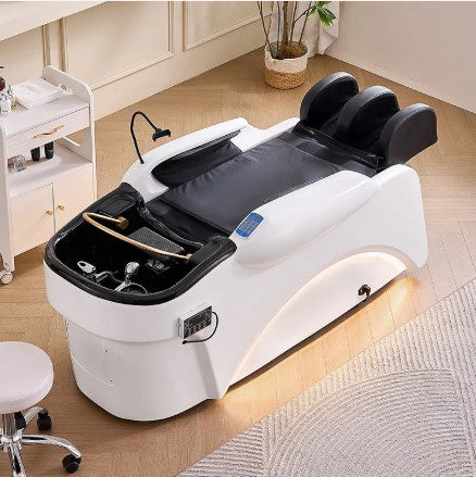 Moderní multifunkční SPA lehátko (head spa lehátko, head spa bed, shampoo bed) s keramickým mycím umyvadlem, LED osvětlením a funkcemi masáže, ohřevu a parní terapie. Oficiální záruka, servisní centrum v Praze, expresní opravy do 24 hodin. Mercuris