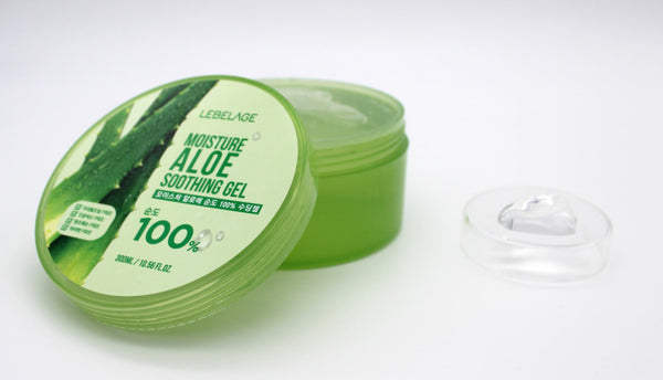LEBELAGE - Hydratační a zklidňující gel Aloe - 300 ml